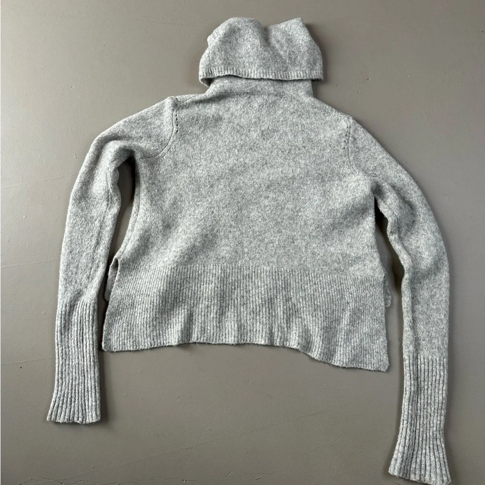 AllSaints Gray Wool Yak Blend Cropped Turtleneck Sweater Small Soft Knit - Picture 5 of 5